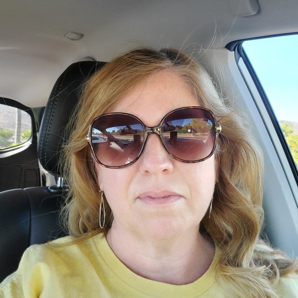 Meet your Posher, Sherry